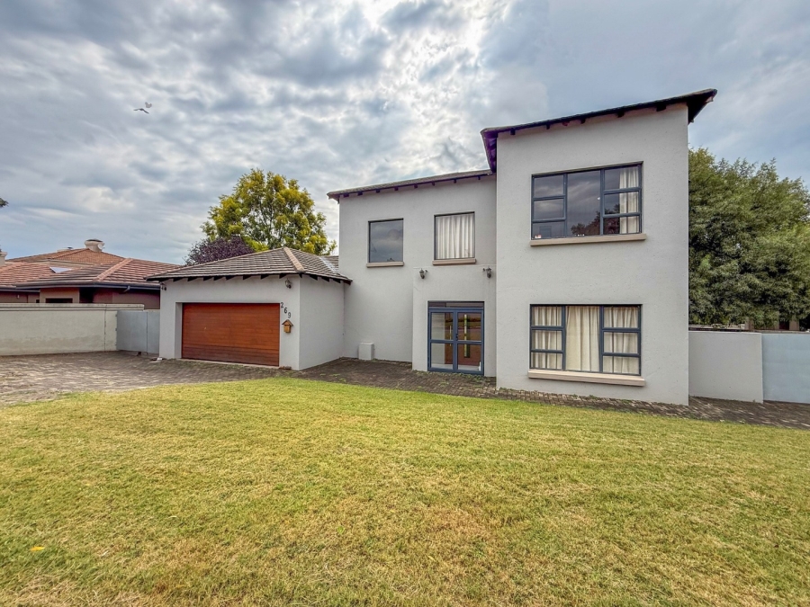 4 Bedroom Property for Sale in Xanadu Nature Estate North West